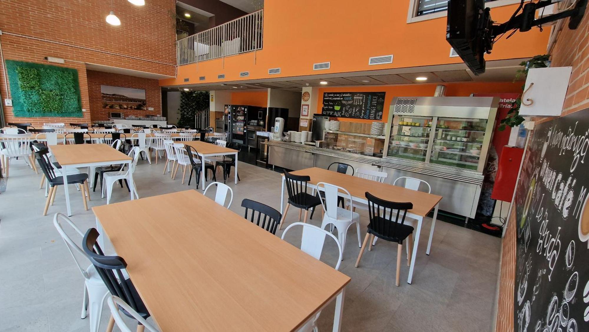Residencia Universitaria Resa Giner De Los Rios Alcala de Henares Luaran gambar